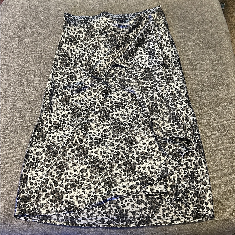 Chenault Leopard Print Satin Midi Skirt – Neutral Animal Print – Large